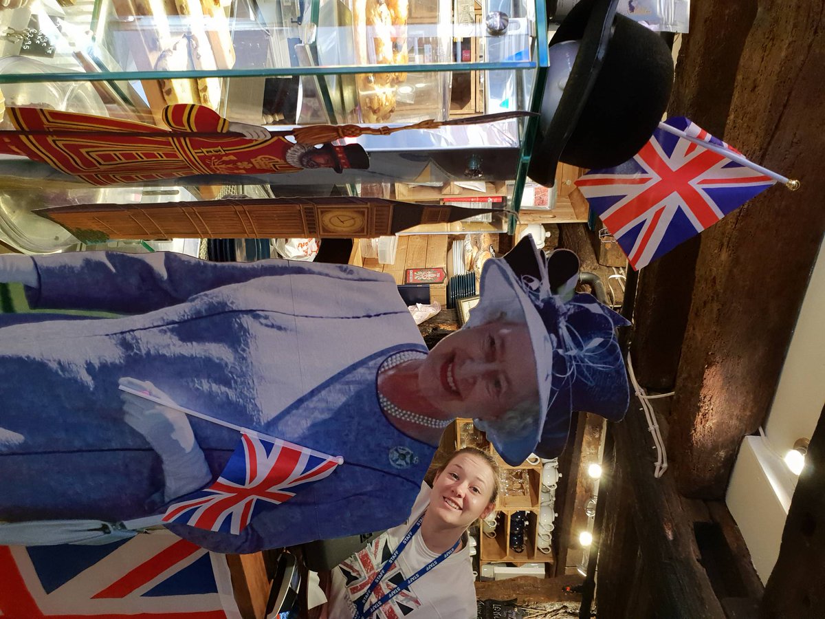 XKeysSalisbury's tweet photo. Well our Royal guest of honor has arrived. She is enjoying her all day breakfast..shame she  did not bring the corgis as we allow well behaved dogs. #lovesalisbury #whowantsaselfie https://t.co/G6P8Tt9fDq