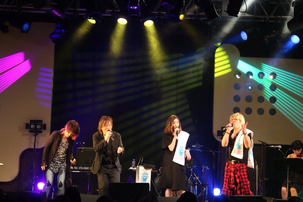 Stephanie Topalian tweet media