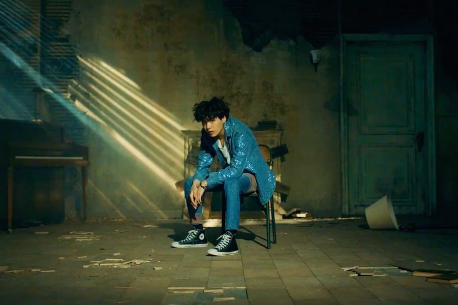 бтс фейк лав локации. Bts fake love клип. бтс феки лов. бтс фейк лав. бтс фейк лав.