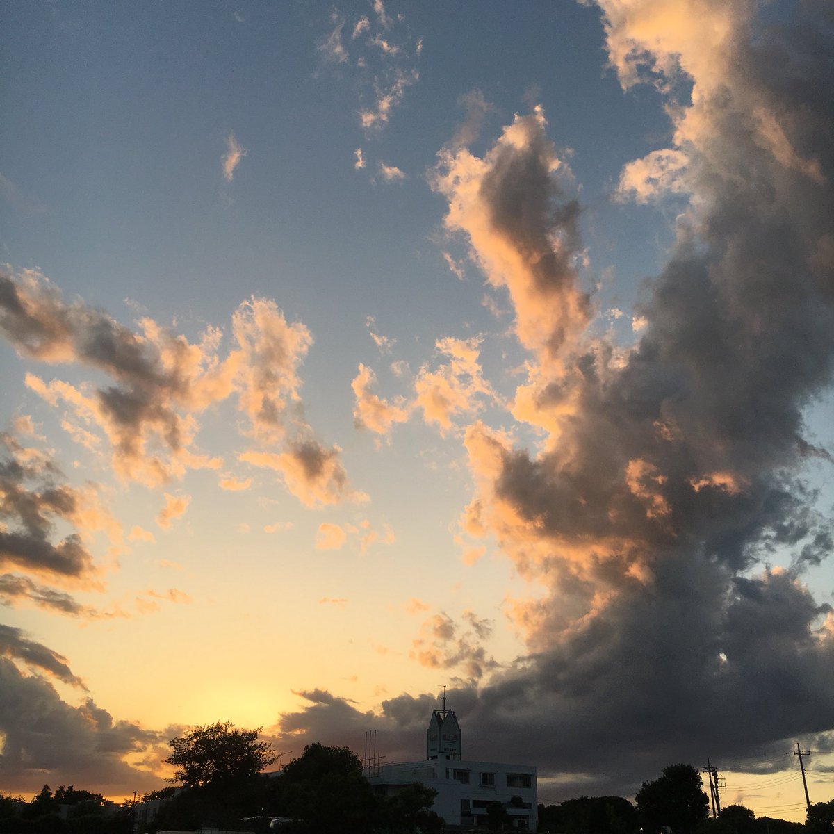 夕暮れの雲 夕暮れの雲