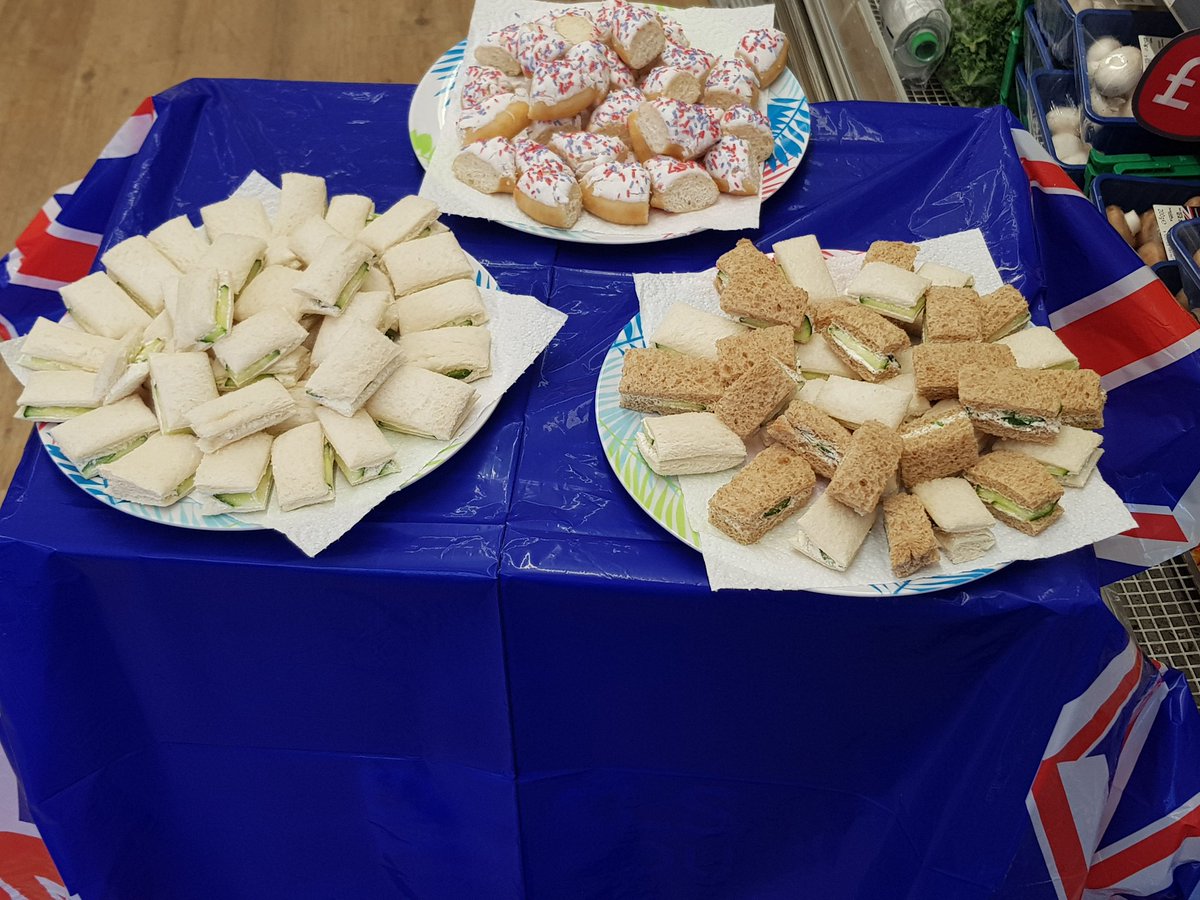 delphcoop's tweet image. Its the Royal Wedding!
Celebrate in Delph Coop today with free smoked cheese and cucumber sandwiches and union Jack dohnut tasters!
Whilst in store ask for the Design a flag competition sheet and enter your children into a fun competition to have their flags behind the kiosk!