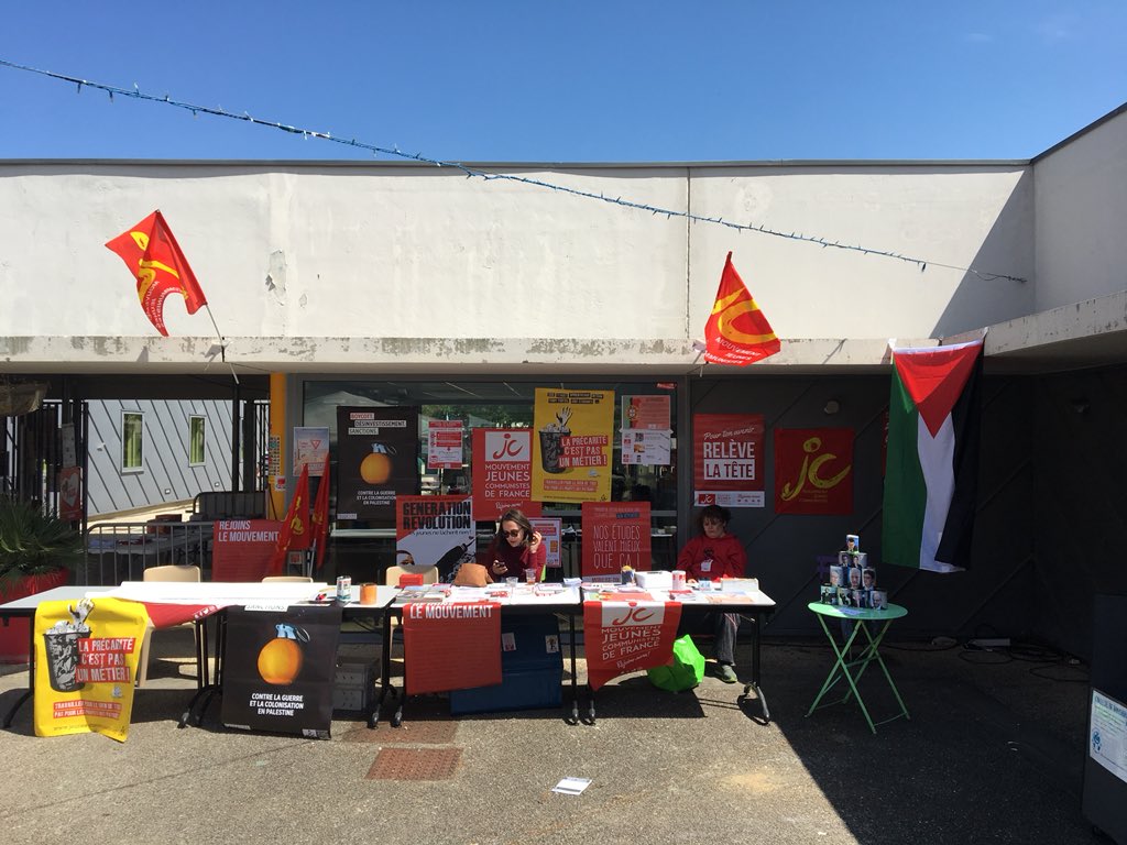 _MJCF86's tweet photo. La fête de l'humanité Poitiers est lancée ! N'hésitez pas à venir à la Rotative de Buxerolles #FHP2018 https://t.co/CNtweewYO7