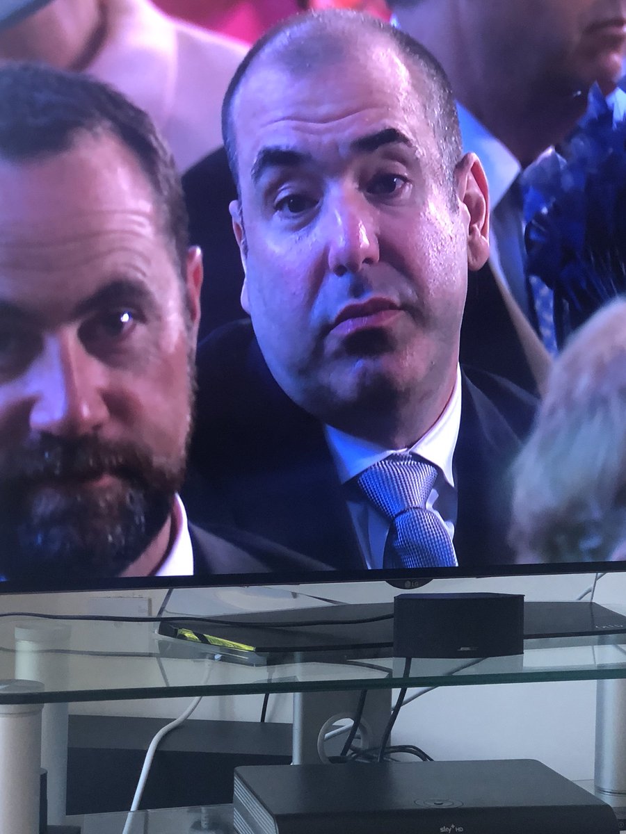 Louis wishing it was him n Sheila😭 #RoyalWeddding