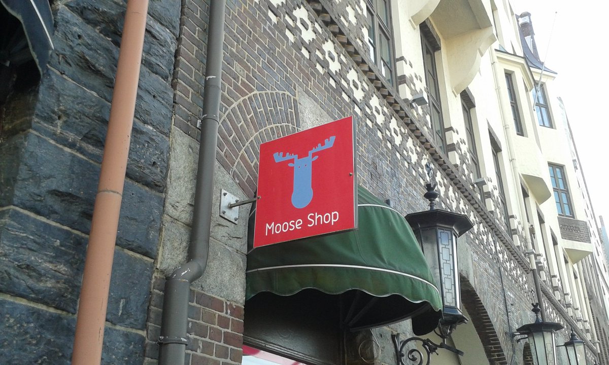 StevePriceMagic's tweet image. #mooseshop 
For all your moose needs. 
#bergen