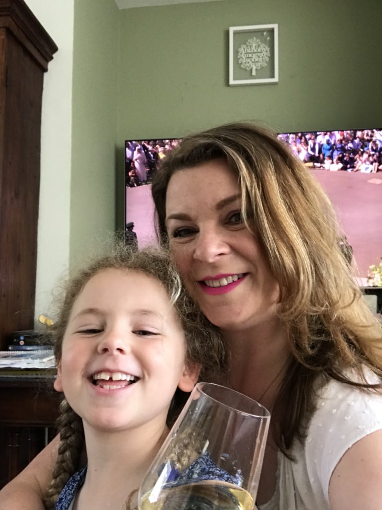 imogenc's tweet photo. @eleanorc I have got this for company though. Mwah!!! 🥂 https://t.co/yVBteEGEmo