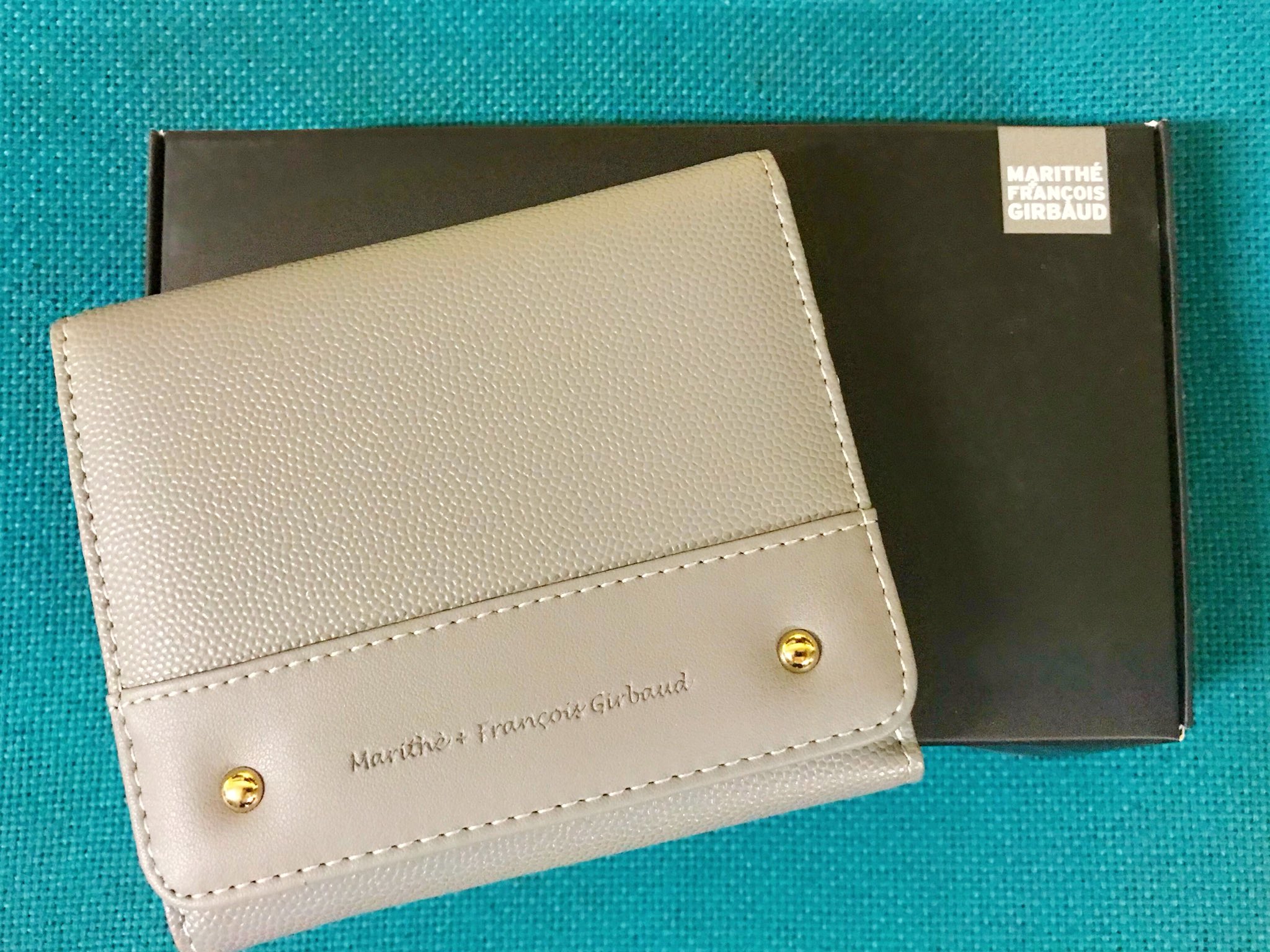 girbaud wallet price list