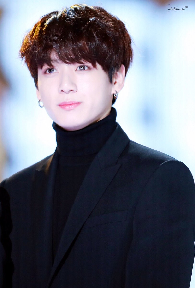 WHITEHOUSE0901's tweet photo. 180125 서울가요대상
맑고 예 쁜 눈👀
#정국 #JUNGKOOK #JK #방탄소년단 #BTS #FAKE_LOVE #IVoteBTSBBMAs @BTS_twt https://t.co/x5Cg5CgbC9