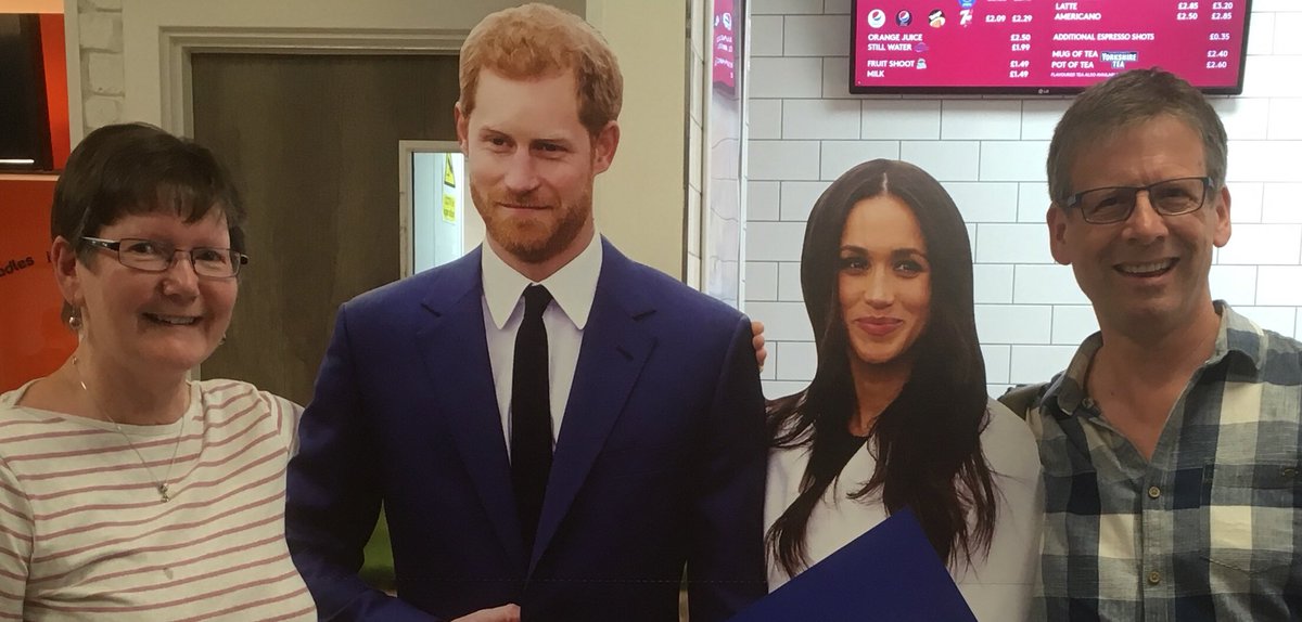 SimonCBurch's tweet image. Great day at Windsor #HarryandMeghan