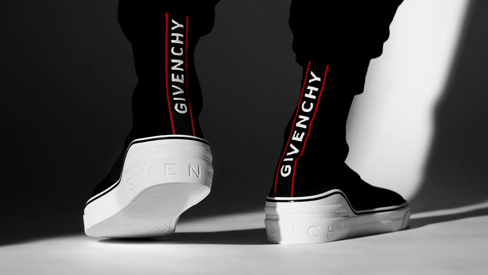 givenchy george v mid sock sneaker