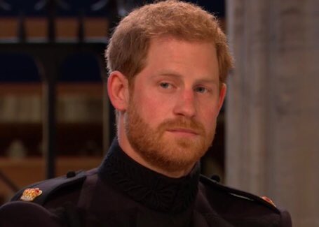 Righetto01's tweet photo. Quel momento in cui capisci che i tempi in cui andavi in giro ubriaco sono ormai finiti. #royalwedding https://t.co/fFvtvw03aU