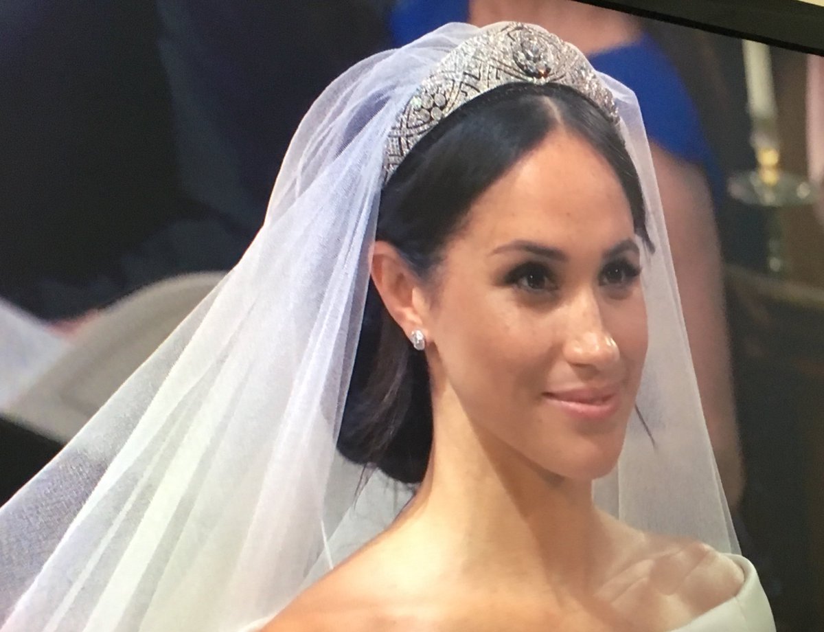 Alexandra1069's tweet image. #loveistheway what a beautiful wedding 👰 #royalwedding💍