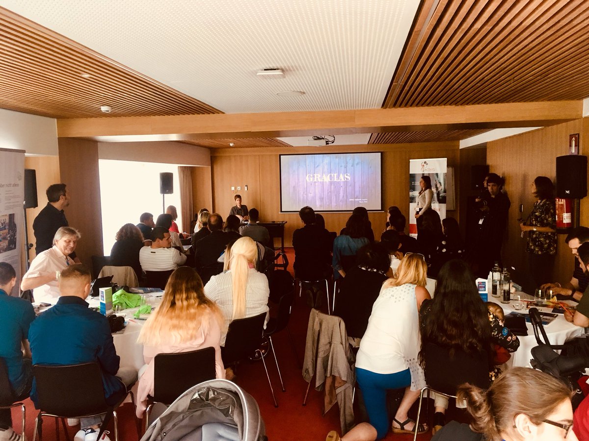 Tay_Sachs's tweet photo. A great morning session is coming to a close at the 6th European Tay-Sachs and Sandhoff Family Conference - we’re now taking questions from our families about what was discussed! #taysachs #sandhoff #charity #etscc #etscc2018 @leLysosome @ACTAYS @Hand_in_Hand_De @Tay_Sachs https://t.co/AVrz2fXreE