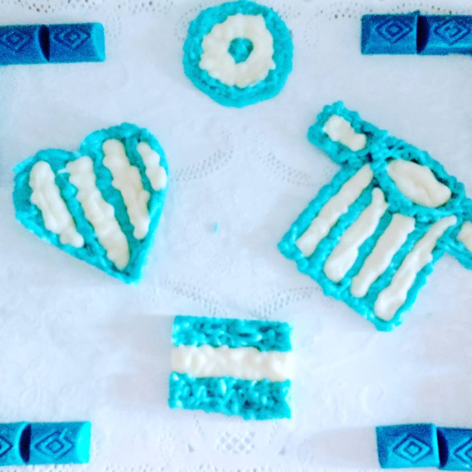 Chocolatesweb's tweet image. Todo en Chocolate...@Chocolatesweb 
#diaDeLaEscarapela #BuenSabado #chocolate #Eventos #bodas #cumpleanos