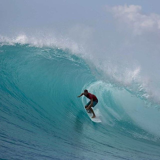 SumatranSurf's tweet photo. Repost from @ivanpaton - Need to surf with boardshorts again... 🌊🌫
#jm #jmsurfandroll #tallerdesurf #mentawai #lancesright #sumatra #surfingiseverythig #surfphotography #surftrips https://t.co/r7WmUtHcQA