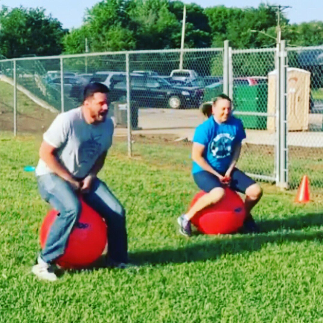 renathunderhawk's tweet photo. Last night I came home FIELD DAY TIRED! It was a great day ☀️!@Eric_Carlin @MapleWarriors #ssdpride #warriorscreate #learningunderconstruction #moremay https://t.co/gAWqSx5dGb