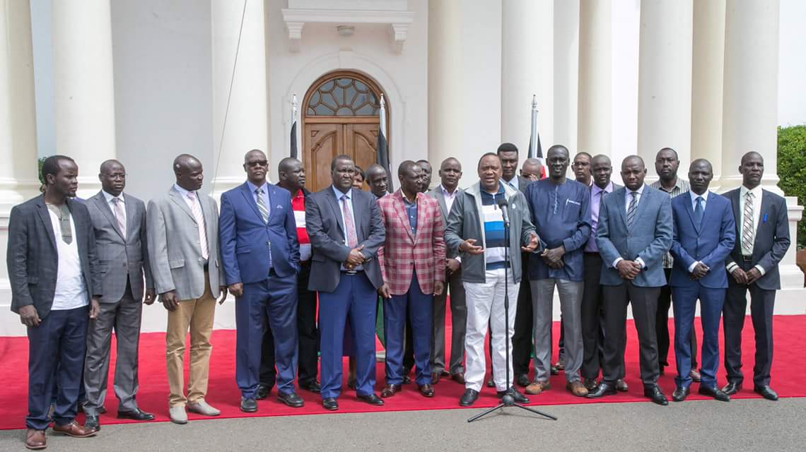 GovernorNanok's tweet image. Agreement on oil revenue sharing formula reached today between the National Government and Turkana County leaders settles concerns from our people and paves way for oil production.
Our gratitude to President @UKenyatta and DP @WilliamsRuto on behalf of the Turkana people.
