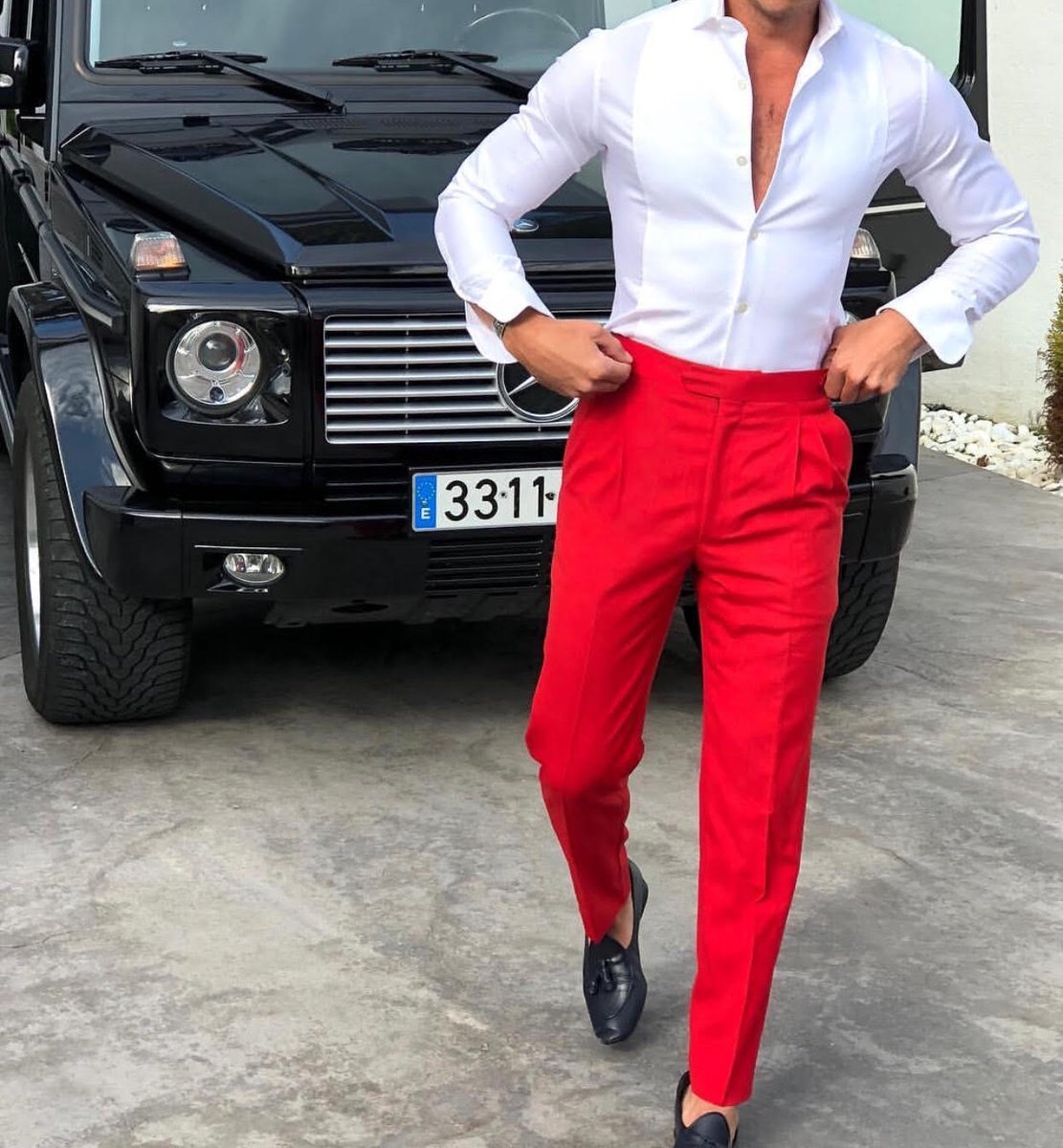 Dressing like a boss starts with what's underneath. Wear #FRIGO. PC: Absolutebespoke 

#IWearFrigo #Menswear 
iwearfrigo.com