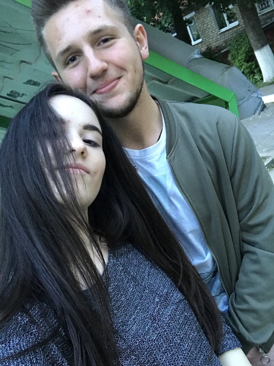 AlinaCheremnykh's tweet photo. Дружочек-пирожочек @surozhenka 😋 https://t.co/WIwcMwaUyU