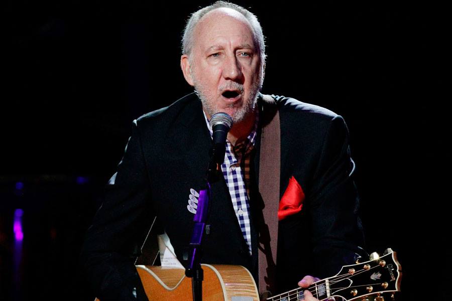 Ondarock's tweet photo. Auguri anche a #PeteTownsend (19 maggio 1945), penna visionaria e chitarra degli @TheWho, insieme ai quali sconvolse il cuore e la mente della #modgeneration. Ecco la nostra monografia dedicata alla leggendaria band: https://t.co/r5ZYK7Mhna https://t.co/CNNnXXaQwy