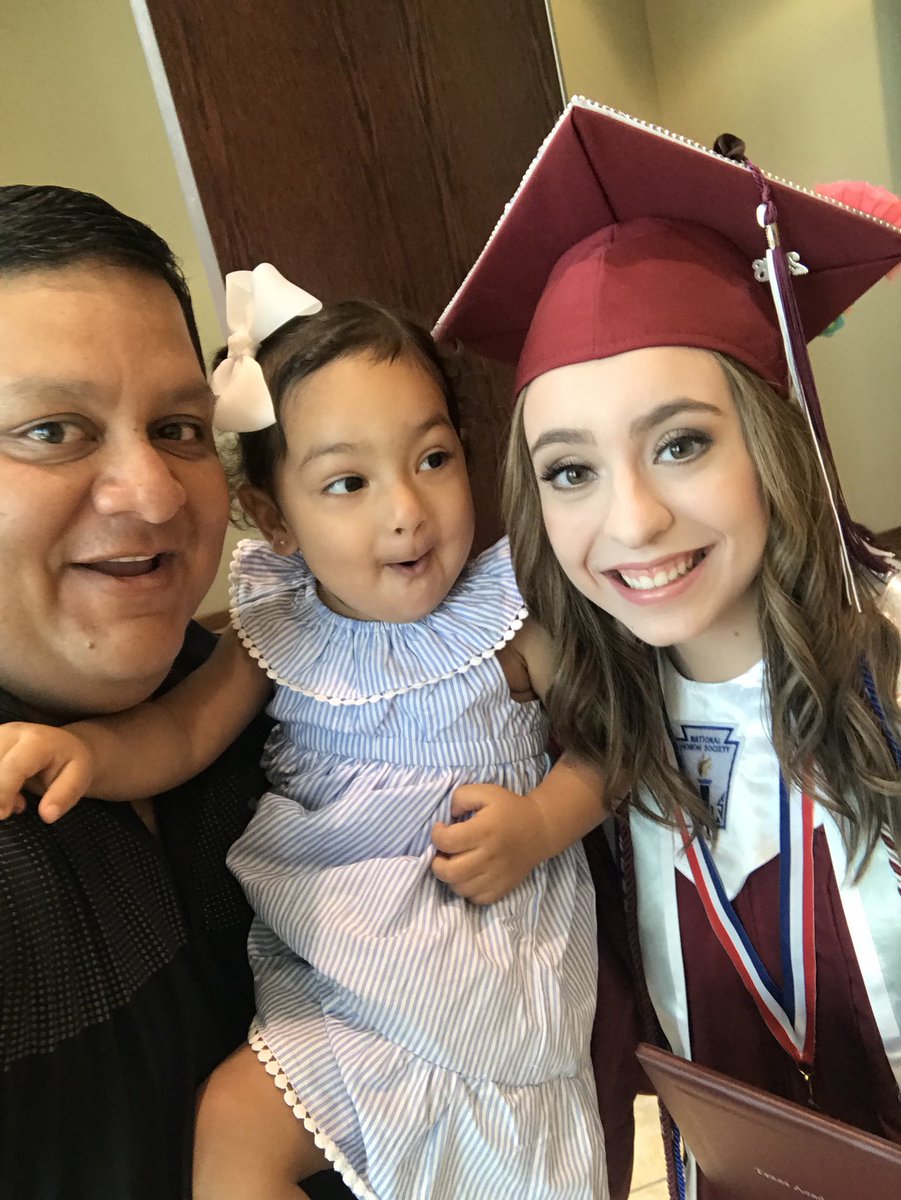 CoachEdGarcia's tweet photo. #Gradselfie with my niece Desireah! Congrats! Emma was excited to see her cousin!! #Top10Grad https://t.co/geYG8Vlskw