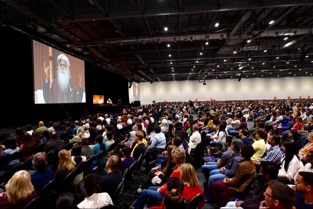 Mysticism is not an esoteric idea or philosophy, but about perceiving the various dimensions and knowing the very mechanics of life. Seeing life just the way it is. –Sg #MysticEye #SadhguruInLondon
