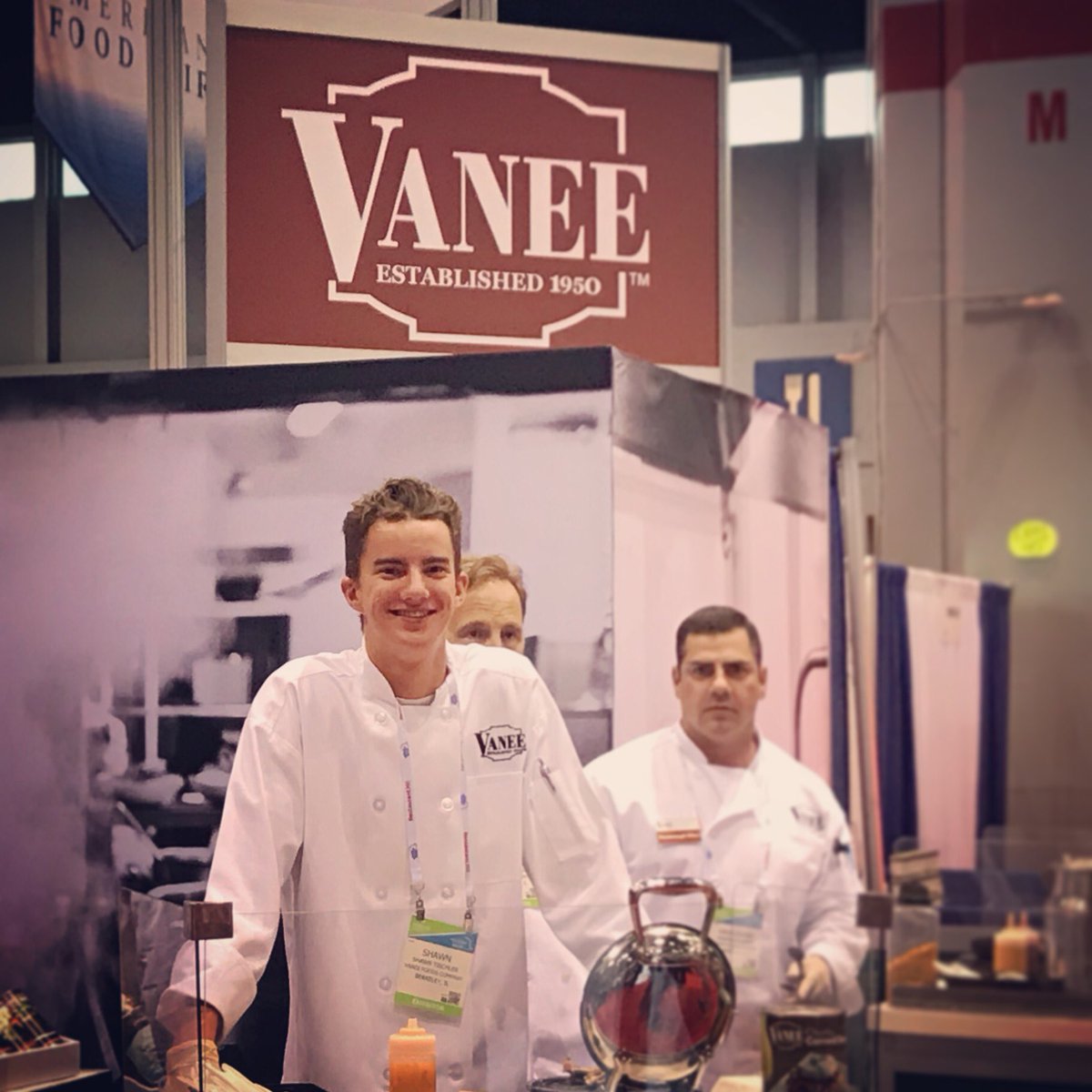 Vanee Foodservice tweet media