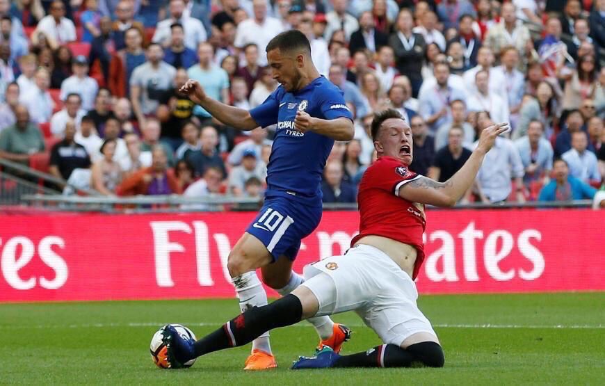 SophRicho's tweet photo. The similarity is unreal 😂🤣 #jonesface https://t.co/AFF3rVnwzJ