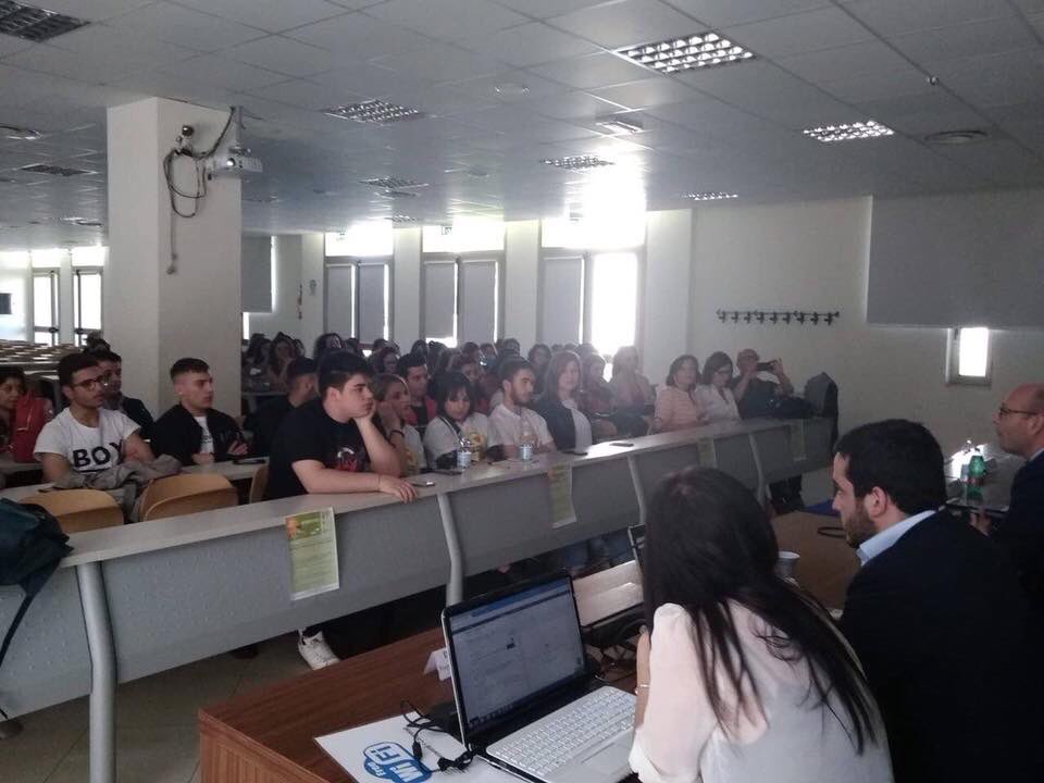iConfiscati's tweet photo. A Caserta per discutere delle politiche di coesione territoriale,  in occasione dello “Europe day”, organizzato dal  centro Europe direct di Caserta. Prossima tappa: Forum PA di Roma! #asoc1718 #liceosegresancipriano #iconfiscati https://t.co/CpS4V83YpZ