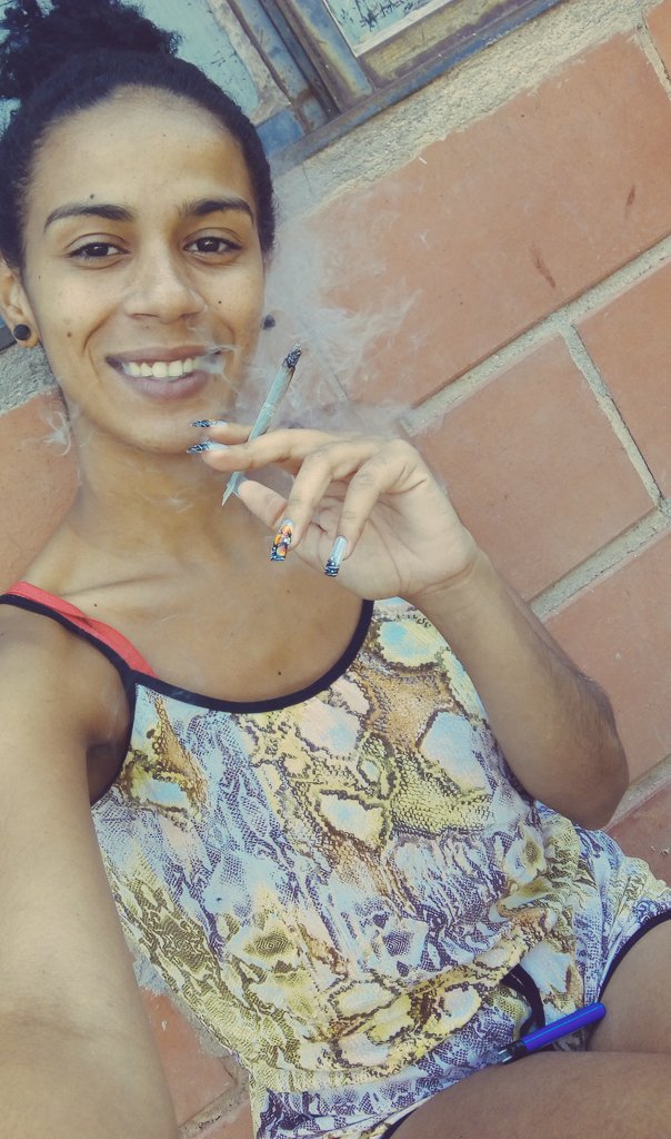 Biaazinha_01's tweet photo. 🍃❄️ 
  #Moopaaz  #TaardeBooa https://t.co/UBtcLGAwwp