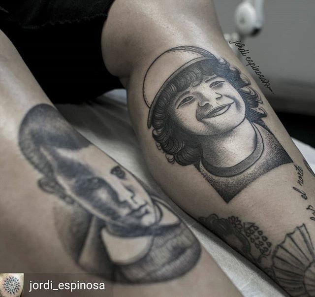 tatuajes_esp's tweet photo. Perlitas @jordi_espinosa -  #tatuajesytatuadores #followus #siguenos #tatuajes #tatuadores #tattoo #tatuador #tatuadora #spanishtattoos https://t.co/UIUHnq6EP6 https://t.co/uMFOIzj41x