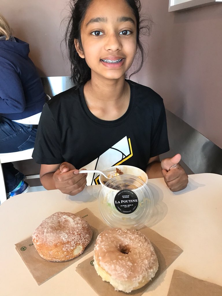 Chili_Bite's tweet photo. Happy birthday #lapoutine #yegfood #yegrestaurant https://t.co/kzrINAUroB