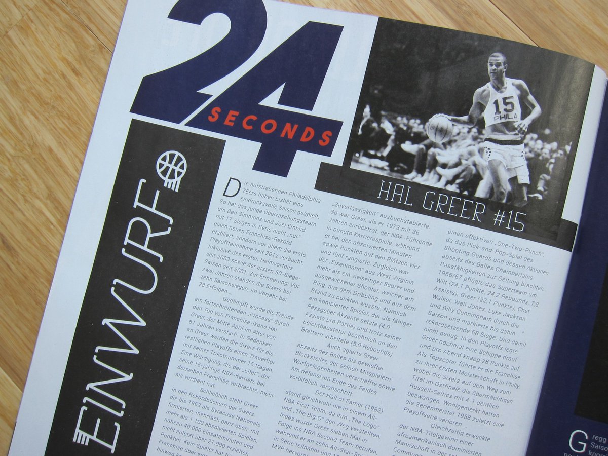 ein_wurf's tweet photo. Und: seit Freitag ist die neue Ausgabe des @FIVEmag (#149) raus.

Mit im Heft - meine Beiträge zu:
• Sixers-Ikone #HalGreer
• #DavidNwaba &amp; #EmekaOkafor
• Goldklumpen #WillBarton
• Bullets-Legende #GusJohnson

#FIVEmag https://t.co/urCv6HSF7I