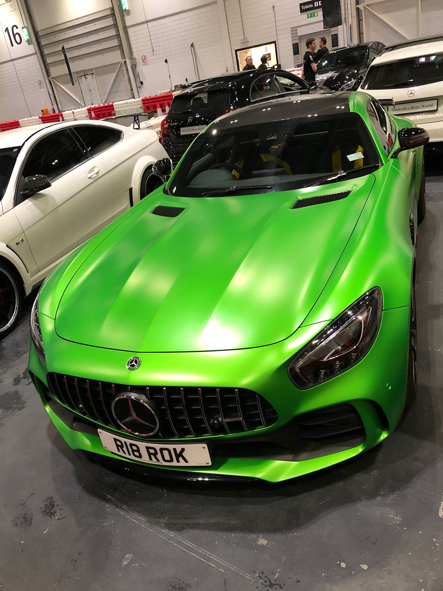 DavidDjt0311's tweet photo. Literally as close as you would want to get to a drifting C63S Saloon but AMG Pro Driver @elliottcole44 certainly showed us how it was done and @Rokcorp ‘s AMG GT R survived with not even a hair on it 👌🏻💚😈 #mbworld @MBWorldUK @londonmotorshow @MercedesAMG @MercedesBenzUK https://t.co/GB2xTlwhFY
