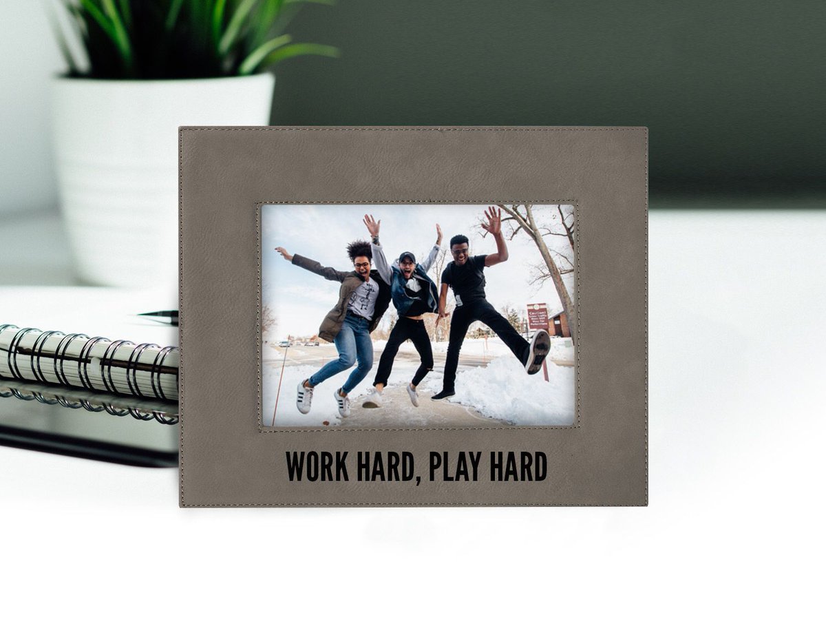 First, graduation. Now, the rest of your life. Capture the moments and put ‘em here
buff.ly/2FSNtHB