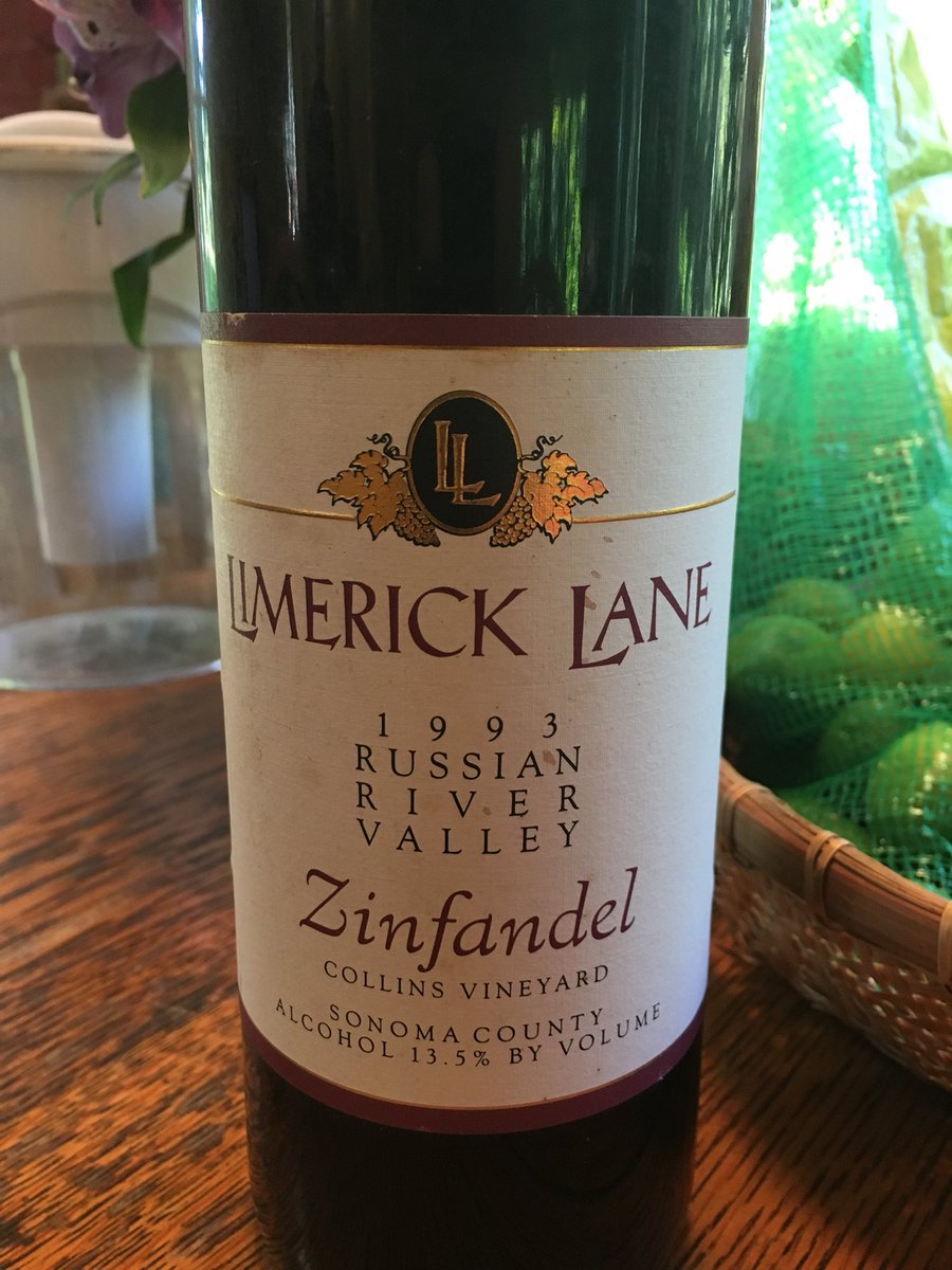 The #interestingbox spews forth again. 1984 Dehlinger Cab - Bretty, unpleasant 1993 Limerick Lane Zin - pruny blackberry, some acidity and a little funk #camlowcellars #dehlinger #limericklane
