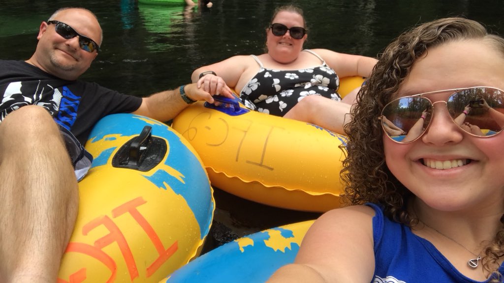Relaxing Saturday afternoon floating down the Ichetucknee River. #familytime #florida #naturalflorida