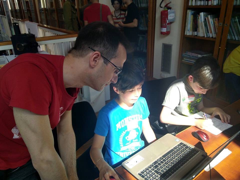 coderdojobo's tweet photo. Fantastico dojo oggi alla Cineteca di Bologna!! I nostri ninja si sono divertiti a creare tanti videogames...ispirati dal lavoro degli sviluppatori indie di @svilupparty 2018 !!
#scratchday #5°compledojo https://t.co/wx9lLSEMh2