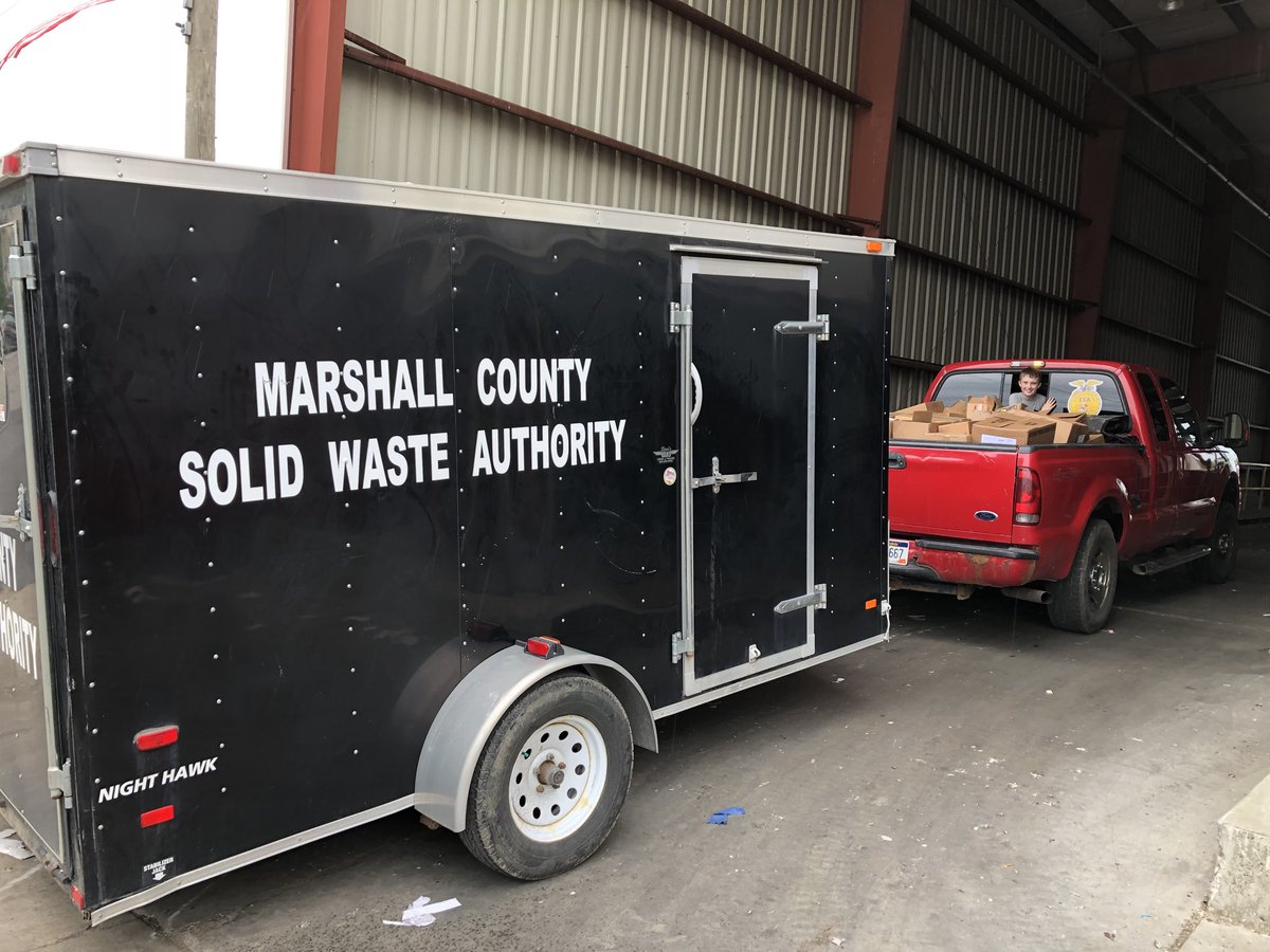 MEPintus's tweet photo. Just another Saturday morning at the paper recycling plant. @JMHSMonarchs https://t.co/O7ok68avPM
