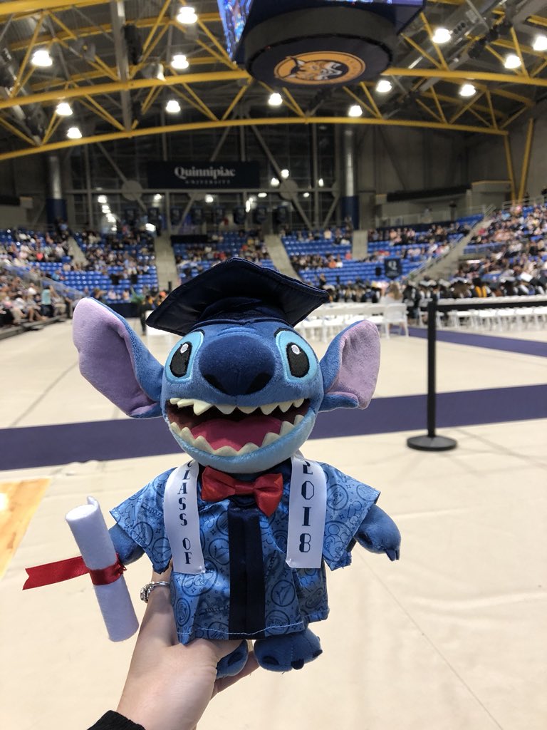 liz_zarb's tweet photo. congratulations to the quinnipiac class of 2018! @QuinnipiacU https://t.co/S32kFZeH4q