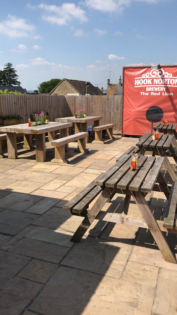 cotswoldpizzaco's tweet photo. We are open! #chippingnorton  @exp https://t.co/zg1i17cXFy