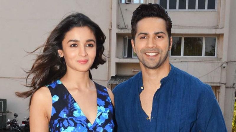 EntDC's tweet photo. .@Varun_dvn is troubling @aliaa08 on #Kalank sets, actress revealed

https://t.co/eU5pKJaIYT https://t.co/oBmz6Ln6dD
