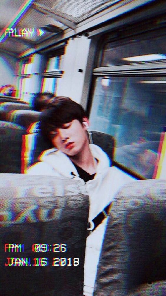 MinRy_1310's tweet photo. #iVoteBTSBBMAs @BTS_twt https://t.co/aCnnTh4zuY