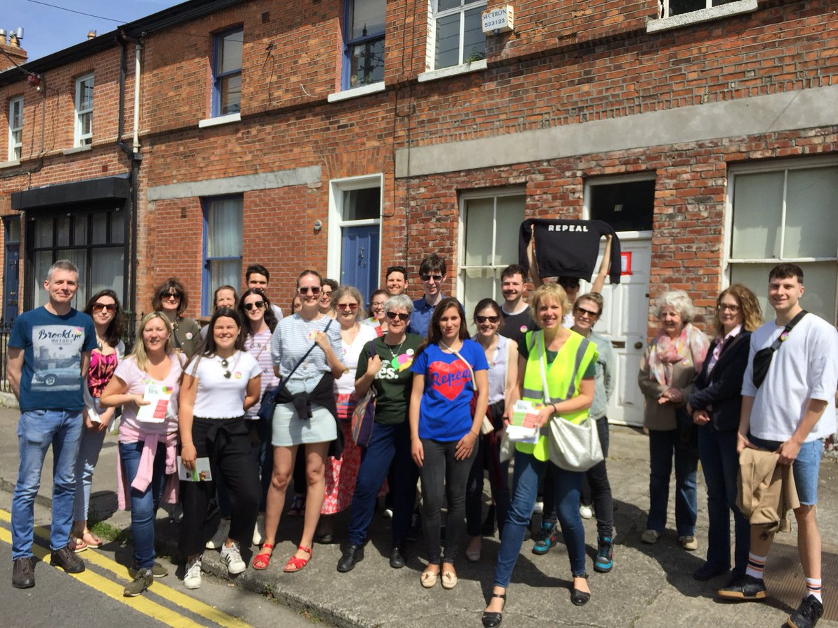 ivanabacik's tweet photo. Fantastic team out canvassing today in #DublinBaySouth #Ranelagh @DBaySouthRepeal #Repealthe8th @together4yes #Together4Yes #VoteYes https://t.co/fBrXnzGaw4