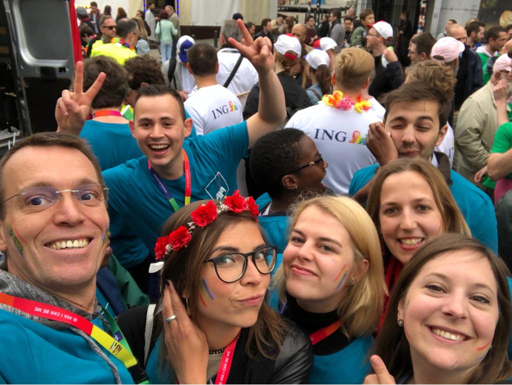 axabelgium's tweet photo. At AXA #ICanBeMe ! Nous soutenons la #DiversitéEtInclusion Ce sont la personnalité, les compétences et les talents qui font la différence @TheBelgianPride #ProudToBeAXA https://t.co/Dipyx0ntle