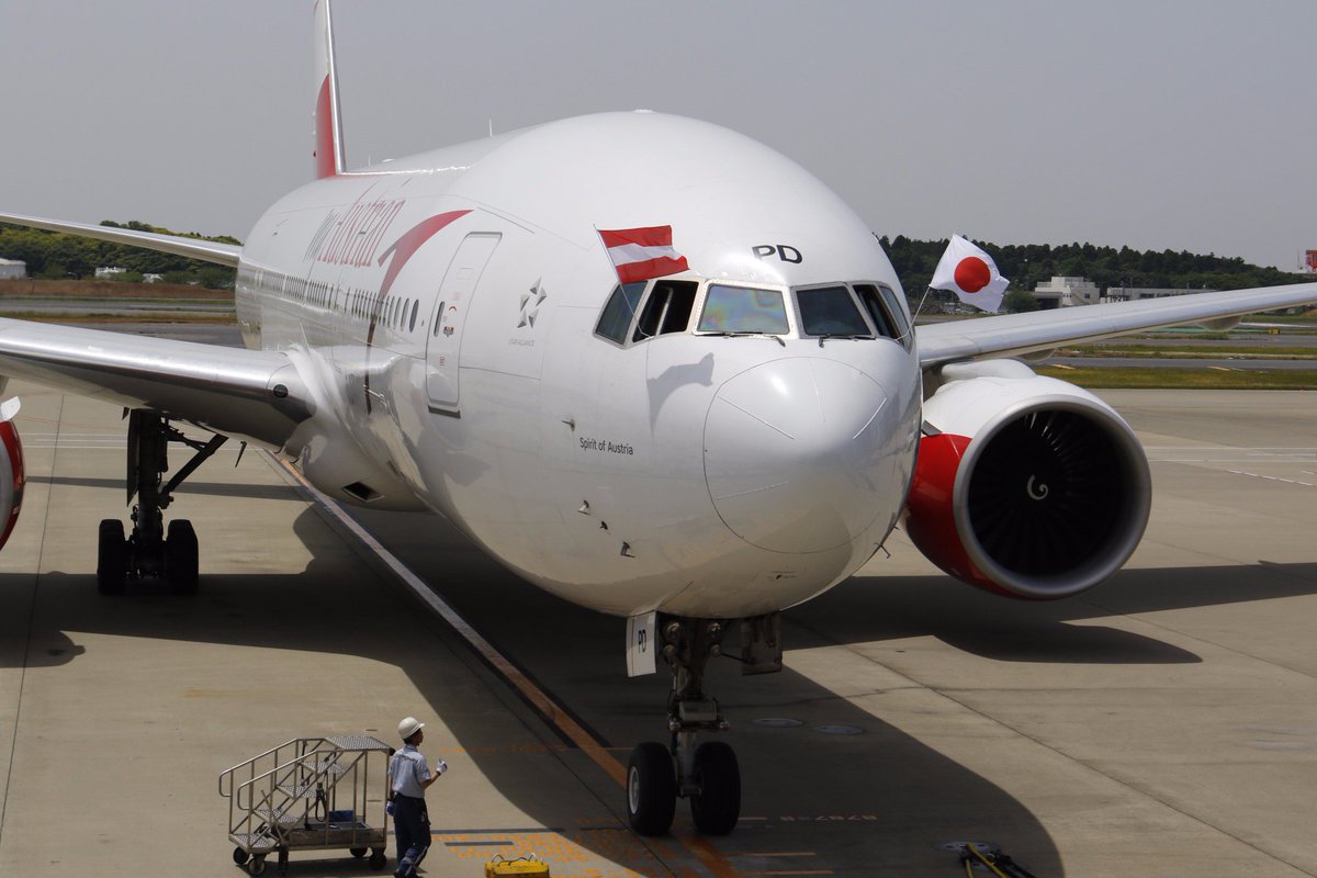shigeaki_sss's tweet photo. #ウィーン -東京(成田)の直行便✈が再開されて、ウィーン市内で日本人旅行者が若干増えたようだ🚶👧👵🏻📸
#os52 #os51 https://t.co/nCNclF91Ng