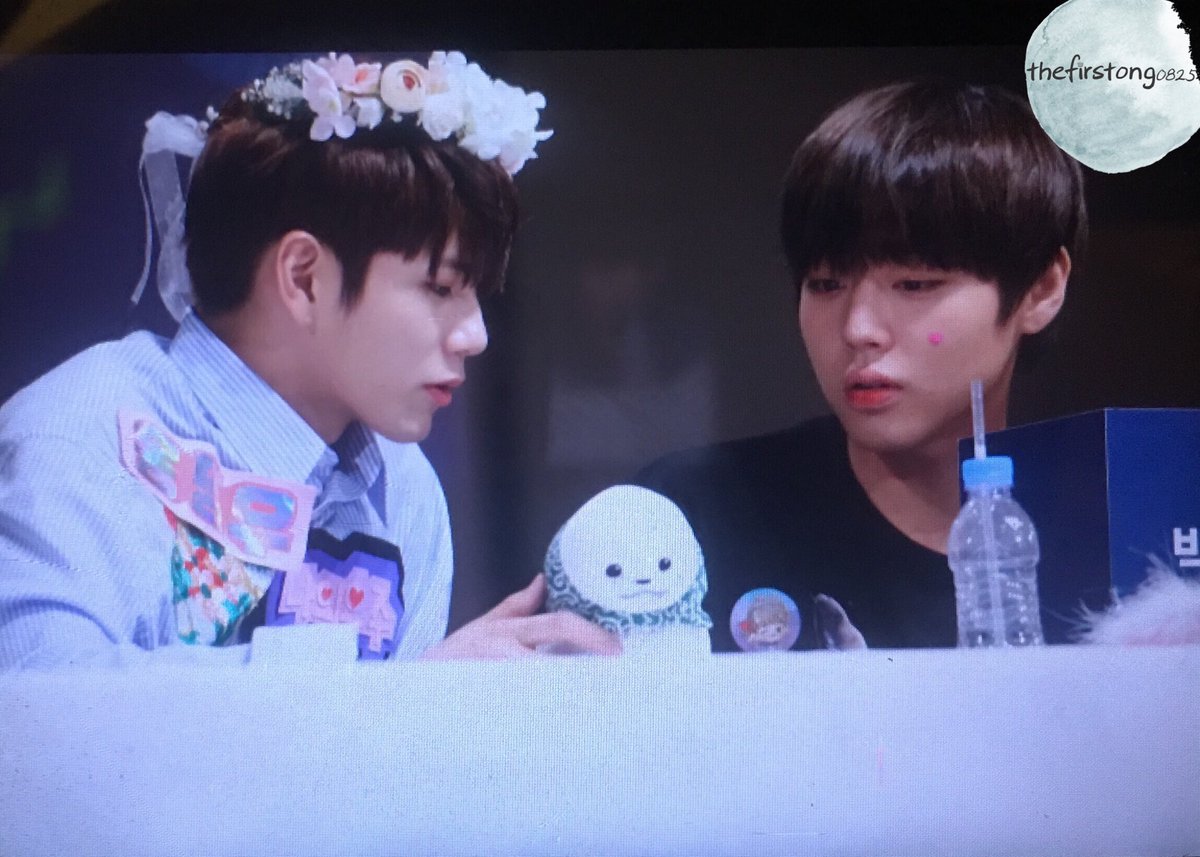 irenecappu's tweet photo. เนี๊ยะ ลูกพี่นะคอมะมีเรยงงมาก ต้องพาปัยอ���กกัมกายแล้วจีฮุนว่างัย

: มัน...เปนตุ๊กตา

ละก้คือผมลูกพี่บางมาก ทัมงัยดีอะทาอัญชันดีมั้ย

: ... แล้วแต่พี่เถอะ https://t.co/lvC2Mxt3Fw