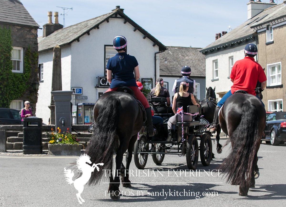 sandykitching's tweet photo. Cartmel celebrates #RoyalWedding #RoyalWedding2018 with The Friesian Experience @BlackHorses https://t.co/h7MTcvGLIW