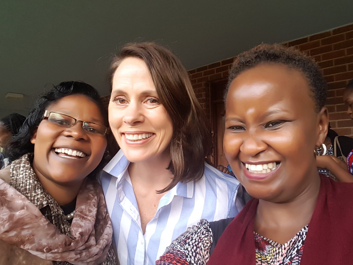 Xngigi's tweet photo. @GGBB4GenderParity with the one and only, Linda Lockhart! Joined by Damaris... https://t.co/bhMNdK79VI