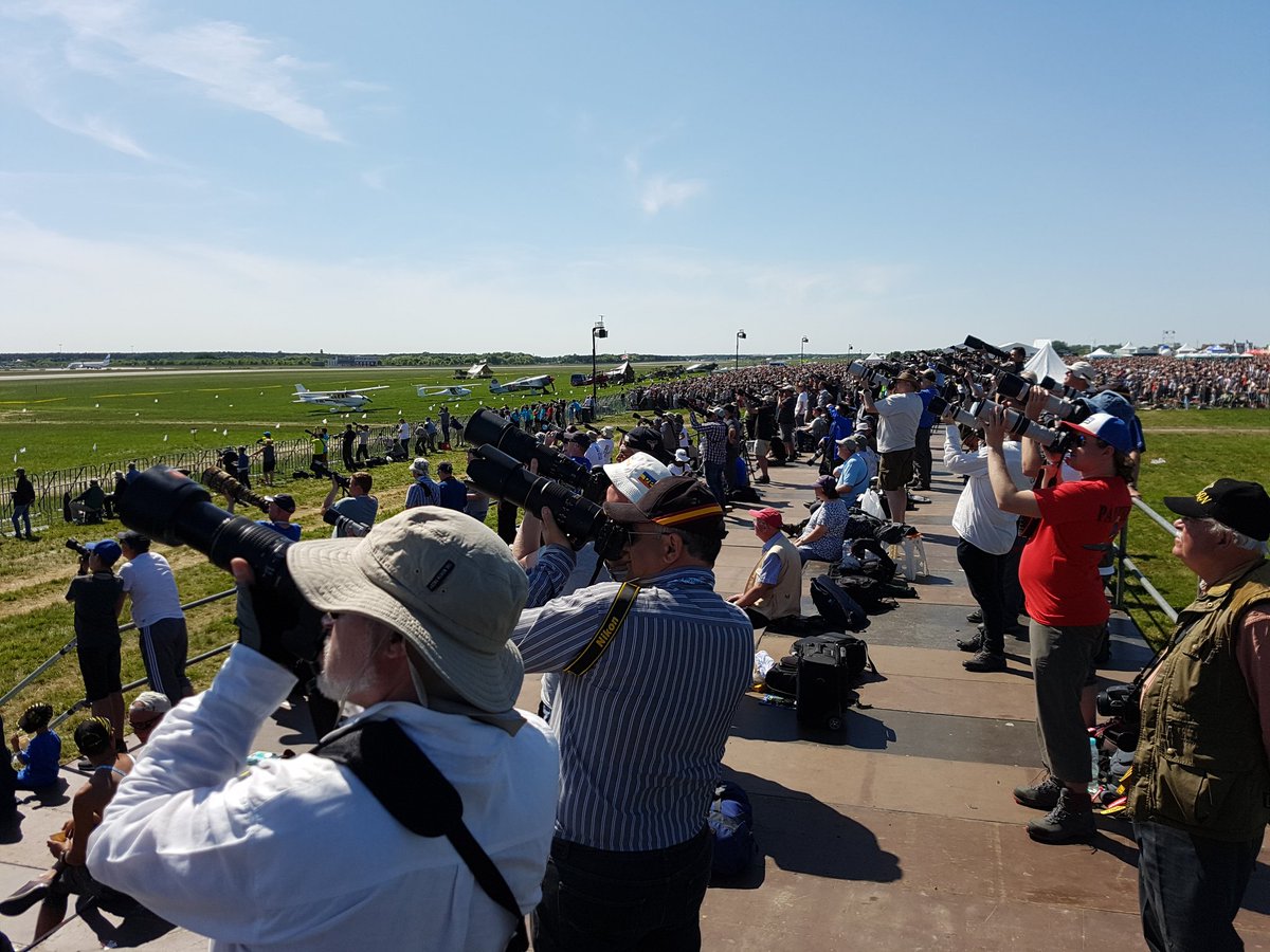 plehtovirta's tweet photo. #spotter platform #TigerMeet #NTM18 #PoznanAirShow #PAS18 https://t.co/ecpkHGHlFw