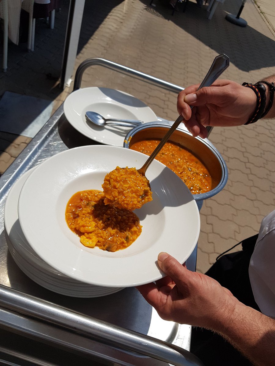 AndalusiaItaly's tweet photo. Il mare in tavola! L'autentica gastronomia di #ChipionaNatural si prova nel ristorante El Nautico - Casa Ricardo.

@aytochipiona @aytochipiona https://t.co/sLpwhSP2Cd